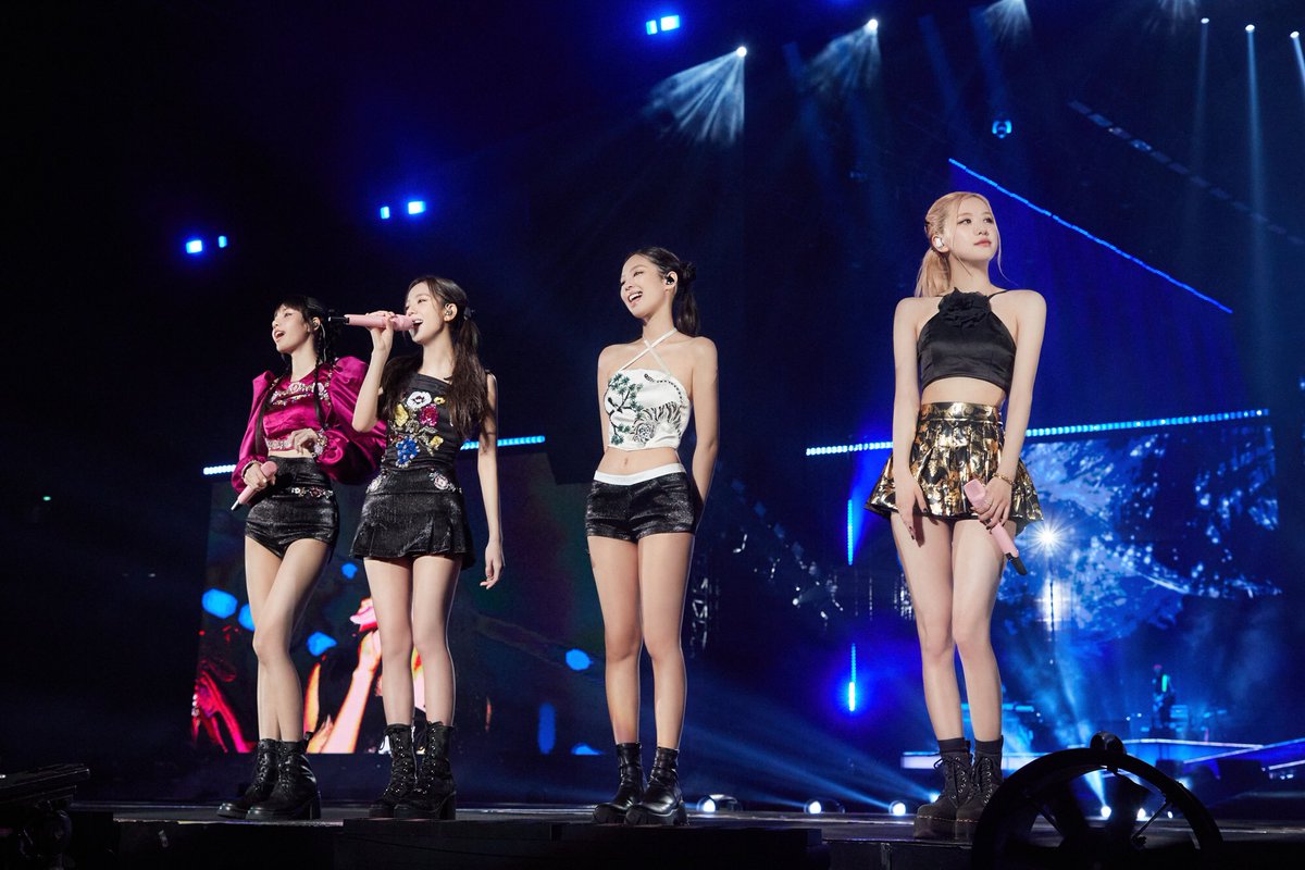 ime_indonesia's tweet photo. Dear Indonesian Blinks, thank you for the great moment and your support for past 2 days show of “BLACKPINK WORLD TOUR [BORN PINK] JAKARTA” at Gelora Bung Karno Main Stadium. Also thanks to @BLACKPINK for the awesome performance! https://t.co/nEq1UKqvH1