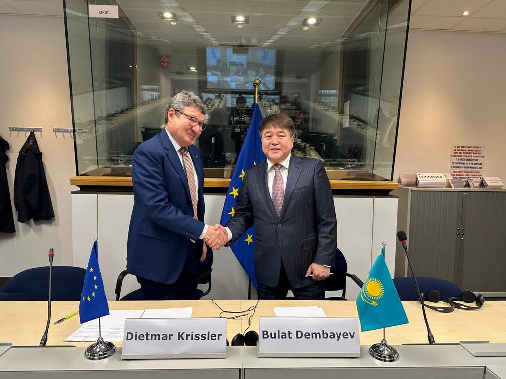 EUinKazakhstan's tweet photo. #EU and #Kazakhstan held the 14th Human Rights Dialogue and 20th Subcommittee on Justice and Home Affairs meetings in Brussels.
#eukzhumanrights
https://t.co/JTAzZqksSu https://t.co/K0Lw6zPms3