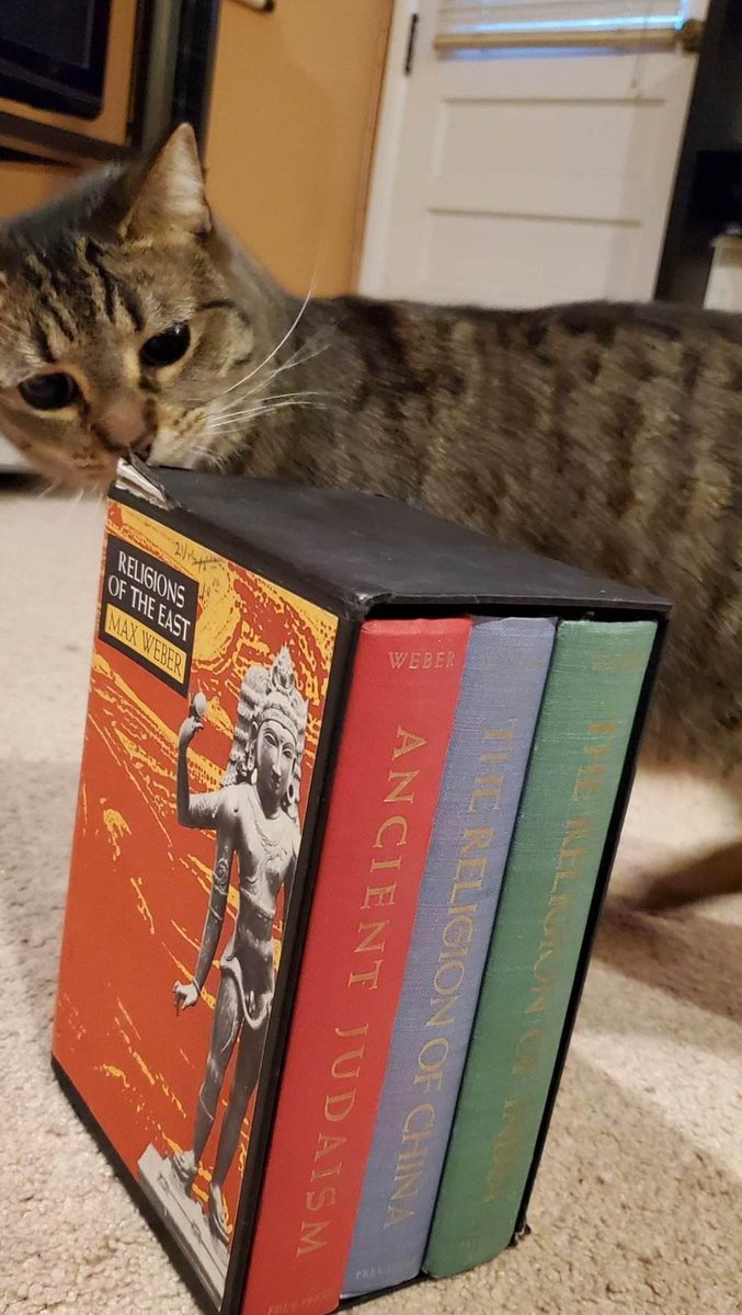 Weber's Religions of the East box set arrived. After Protestant Ethics, Weber worked on China, then on India to generalize about "Asiatic religion." in contrast to Marx who worked on India and extended to China etc to develop his Asiatic mode of production thesis....  🧵