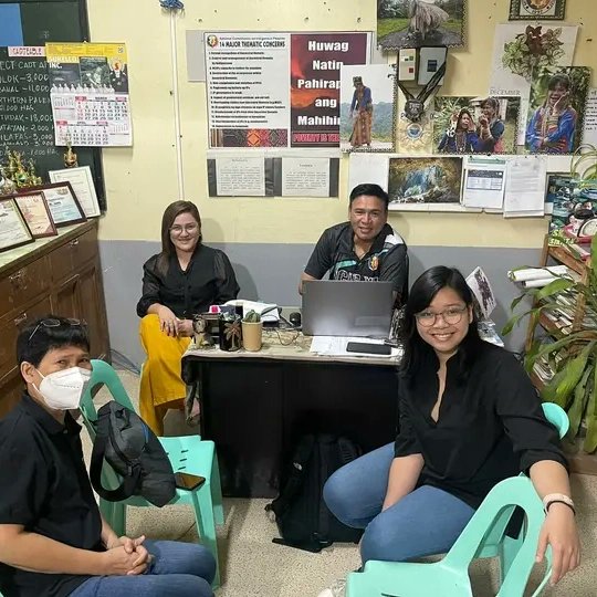 ncipskprov's tweet photo. Look|| 03/14/2023
NCIP XII SULTAN KUDARAT PROVINCIAL OFFICER SIR ERIC MUNDOG RAZ TOGETHER WITH THE PLO ATTY HANNA PEARL VILLA-AGUSTIN:
 
#LEVELLING OFF 
with Lawyers of LRC 👨‍👩‍👦‍👦
Advocates of IP EMPOWERMENT✍️💪🇵🇭 https://t.co/OpveXBVnz6