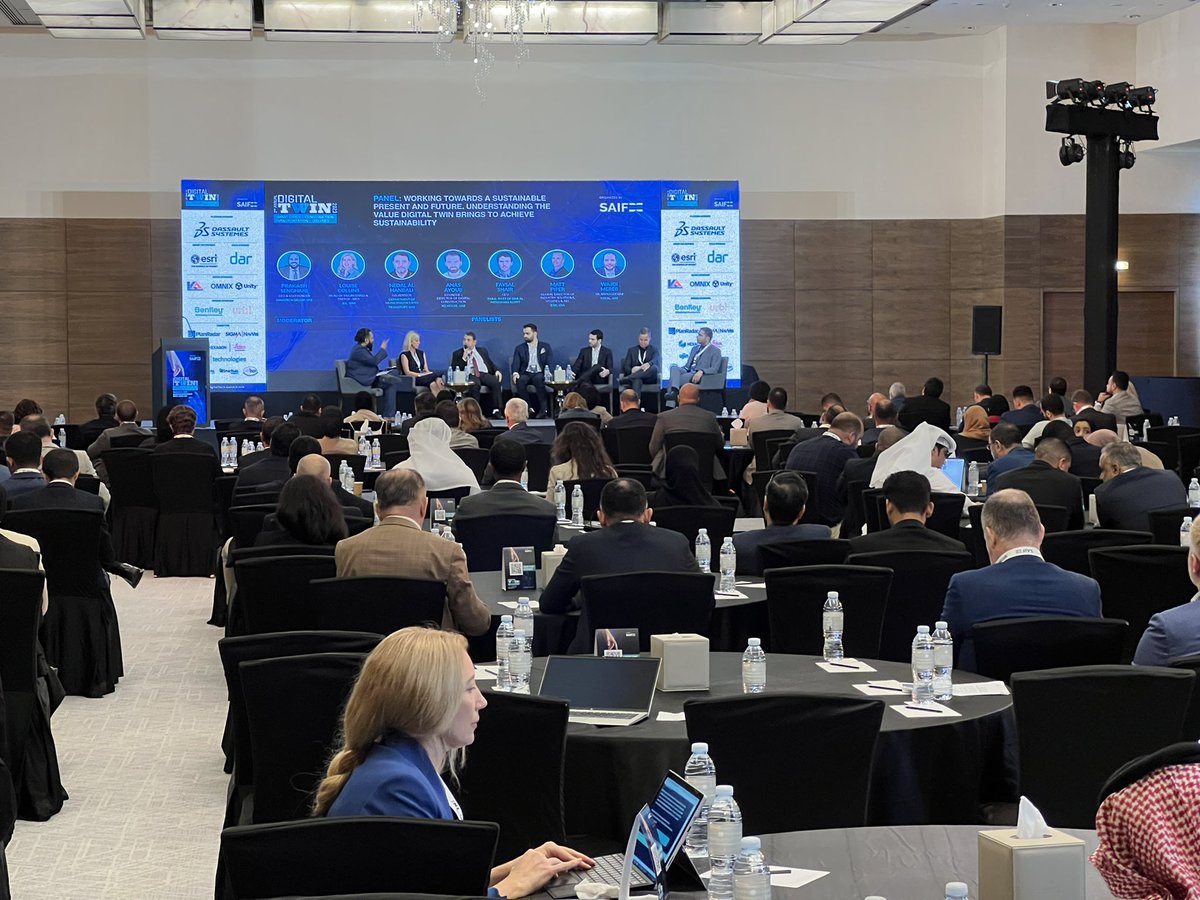 cadresme's tweet photo. @Bricsys attending Digital Twin 2023 in Dubai with Leica Geosystems…. #BricsCAD #CAD #BIM #BIM4DWG #openBIM #Scan2BIM https://t.co/xpZBX3qGjk
