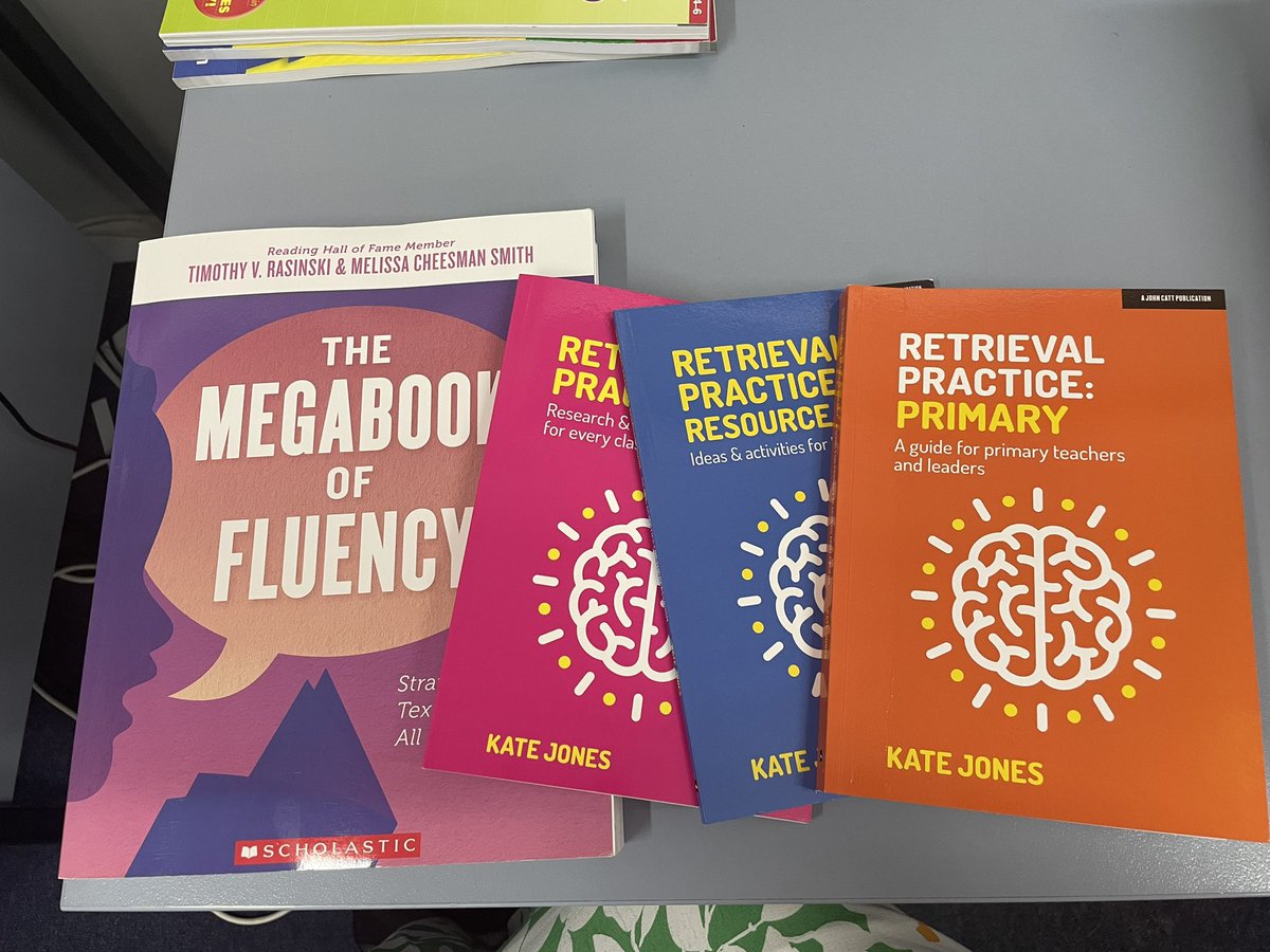 Busy day today. SLSO PDP goal setting and PL on reading. Such a great, supportive team. Willing, able and very capable. ❤️<a href="/BilyndaRobins/">B Robins</a> #lovewhereyoulearnandwork. Oh and some great books for our PL library.