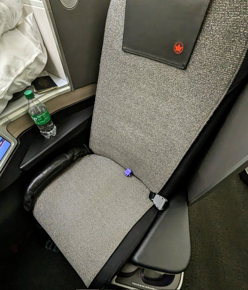 Adhamhnon's tweet photo. Little cubie is all tired out and ready to sleep all the way back to Canada. Huge thanks to @Illusionweaver1 , @reneevdb and @kookoopuffs for throwing an absolutely amazing event! Hope to do it again for the Cubieverse!
#coinhuntworld #CHWxLasVegas #cubieslastday https://t.co/ONLdz32Dpe
