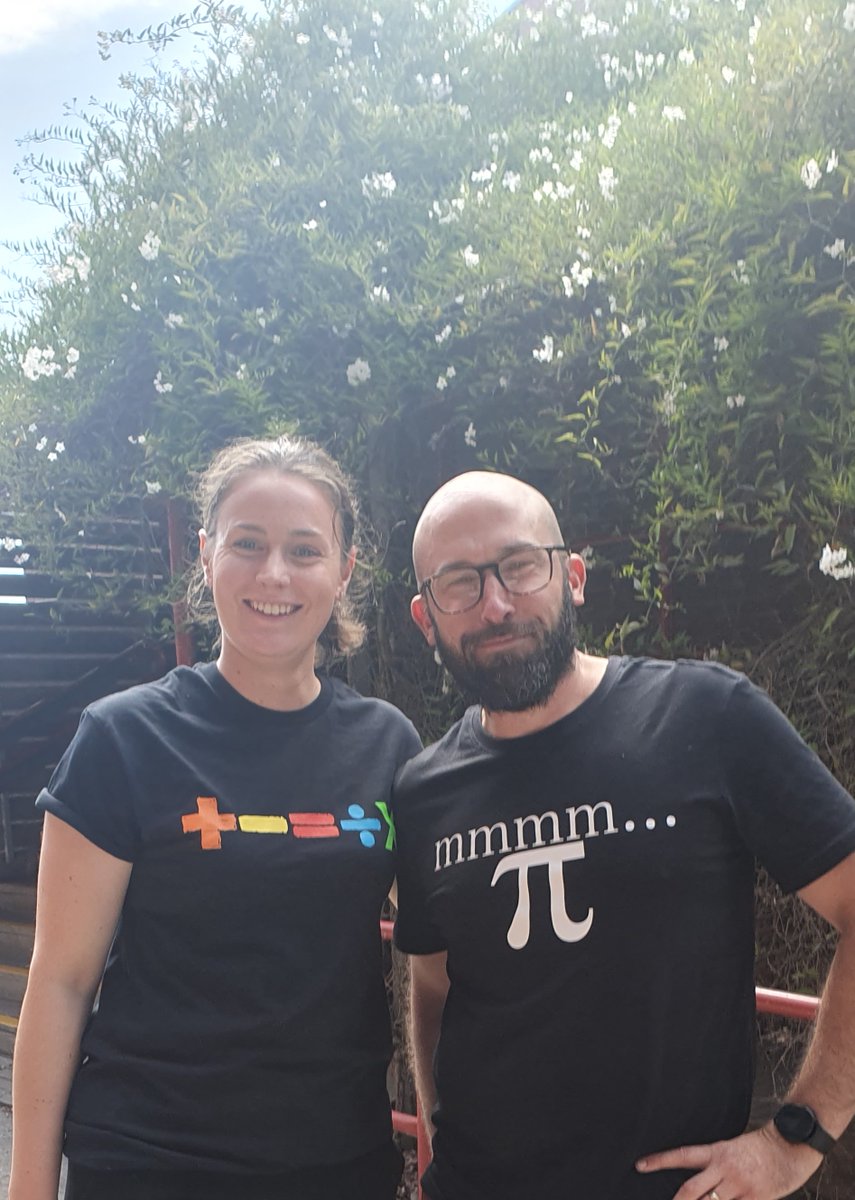 Samantha Hellessey tweet media