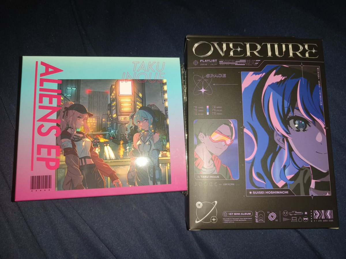 paulusmky's tweet photo. So happy all of this came home this month ☺️

#hololive #gawrgura #ときのそら #tokinosora #hoshimachisuisei #星街すいせい https://t.co/xTKQi4Lhpr