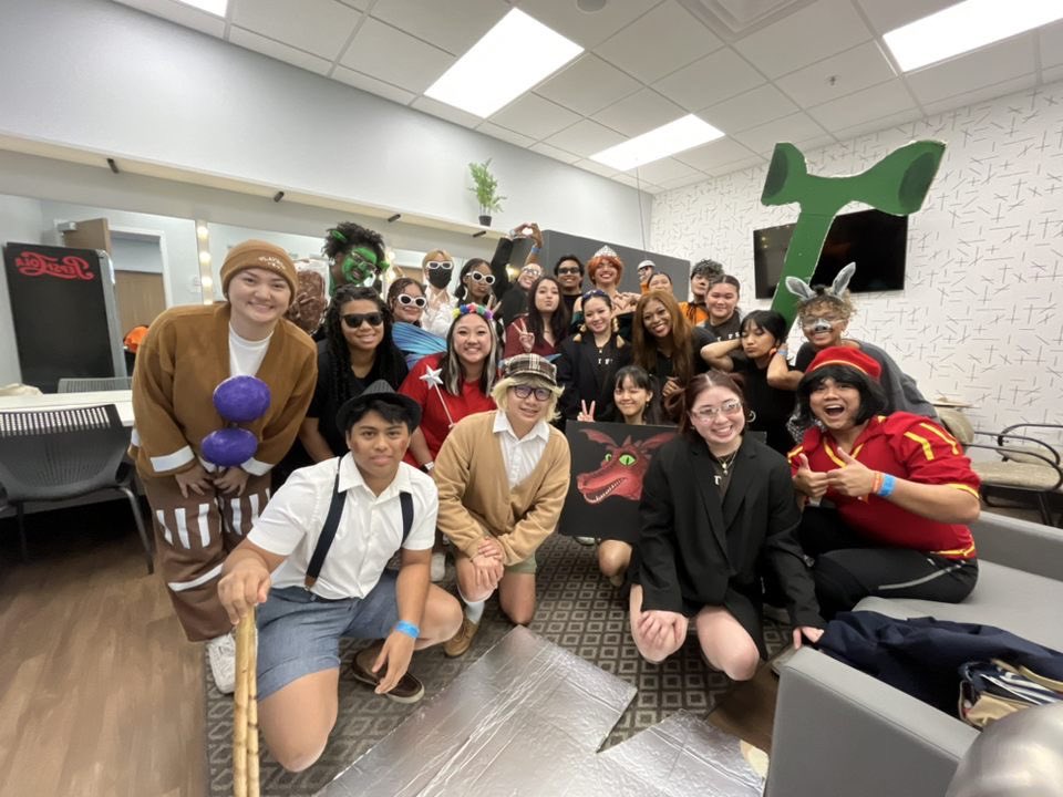 taitea02's tweet photo. shrek spirit set went crazy, UNT #1 in my heart🫶🏼thank you to my team for working so hard this semester! much love🥰 #goodphil https://t.co/igYLOBUtQn