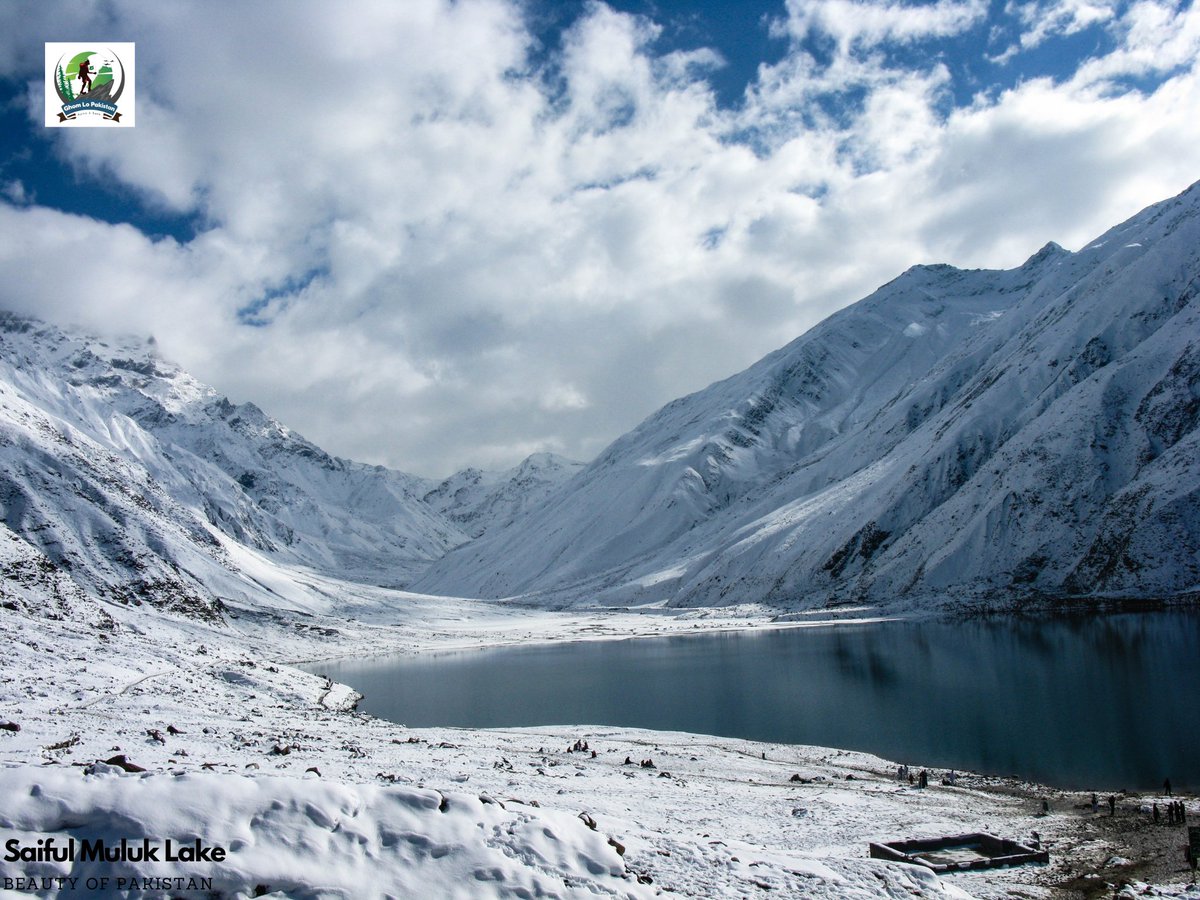 GhomloPk's tweet photo. "Experience the breathtaking beauty of Saiful Muluk, a picturesque lake nestled in the mountains of northern Pakistan. Our travel agency can take you on an unforgettable adventure to this stunning destination. #SaifulMuluk #Pakistan #travelagency #Pineapple #Saad #adventure https://t.co/s9YsTat9bS