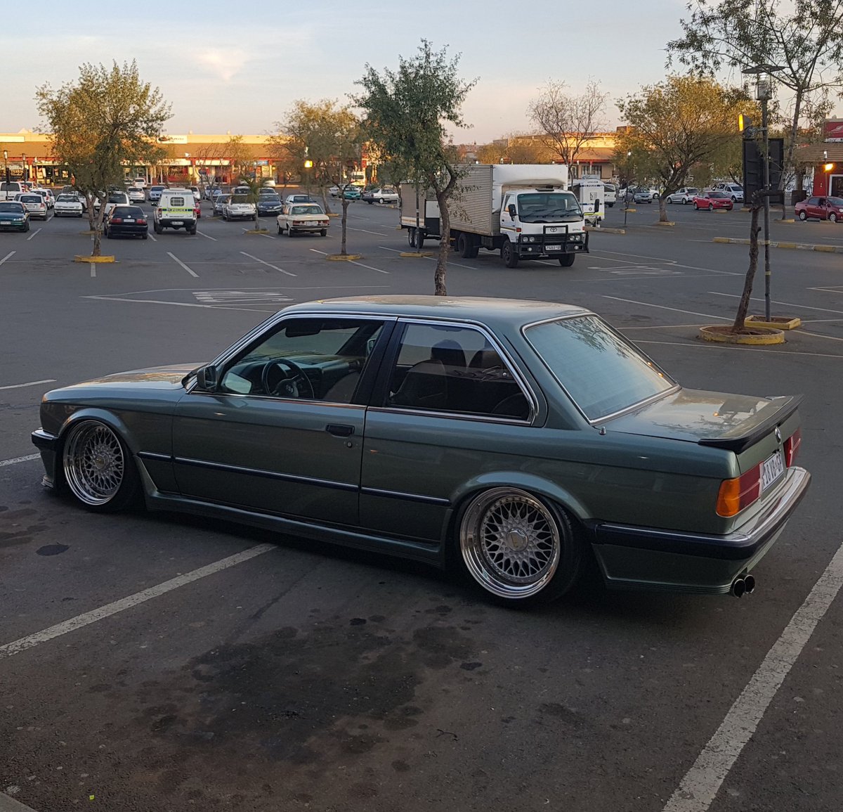 StrictlybmP's tweet photo. Good Morning 🎊
#bmw #e30 #boxie #air #mtech1 #bbs #bmwe30
https://t.co/MpBDvPV8GE https://t.co/D4hWbG7OAQ