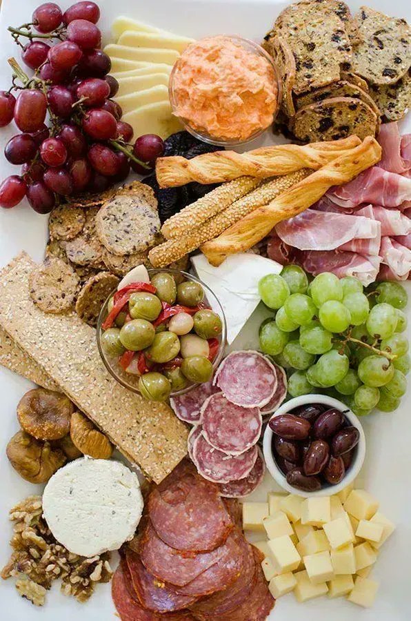 Living_Lou's tweet photo. GORGEOUS cheeseboard!

Tips and suggestions here >> https://t.co/gTma7b28qq 
#cheese #snacks https://t.co/sC2fnHN3Kq