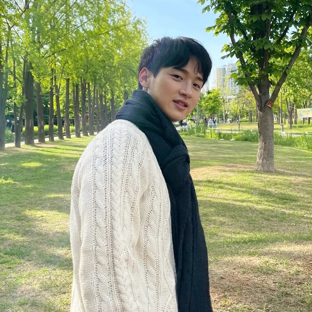 dongyoon920712's tweet photo. 동윤 남친짤 대량생산에 앞장서주는 영화 "롱디" 하세요.
우리 롱놀하자😉 https://t.co/wWABMuOU3j