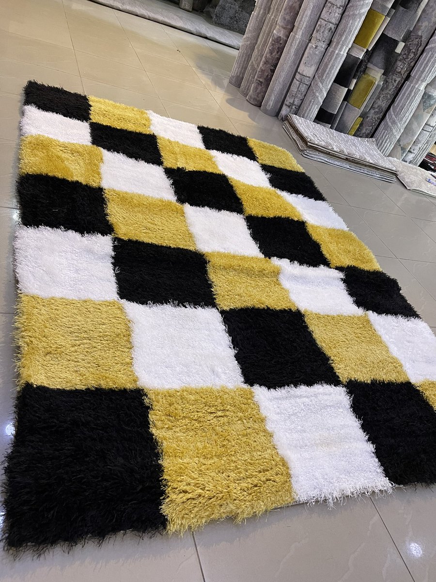 TzShopping's tweet photo. Black + Yellow + White🔥

Size: 160cm X 230cm

Tzs 255,000

Contact:+255 653 822 285 https://t.co/mPKf5HwhO8