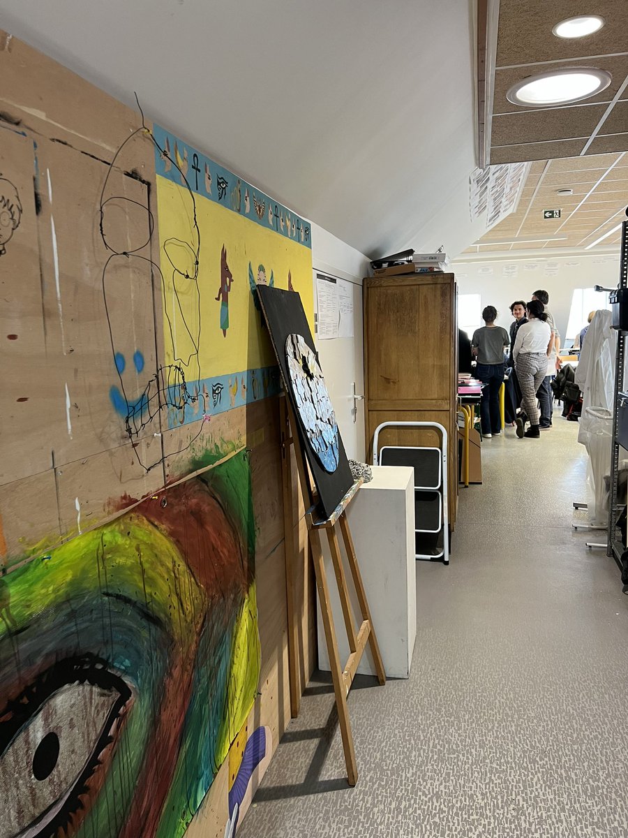 ML_ArtsPla's tweet photo. Demi-journée de découverte de l’enseignement des arts plastiques au lycée pour mes 3emes au lycée Lebrun de Coutances. Presentations, échanges, questionnements toujours enrichissants! #liaisoncollegelycee #artsplastiques https://t.co/rHZh79ecE2