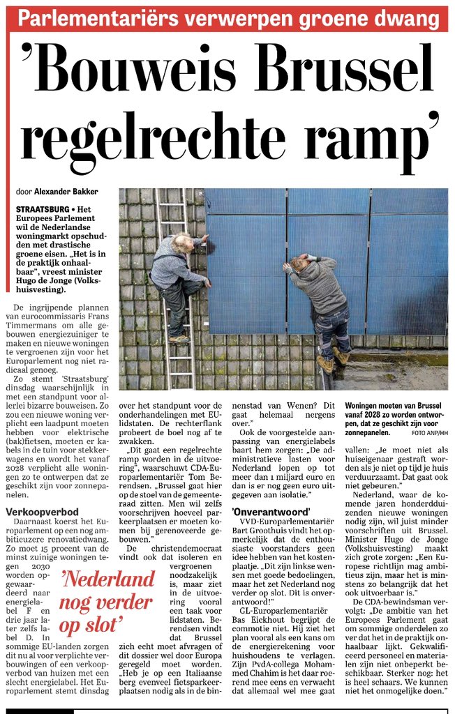SharonHak89's tweet photo. Lekker linksaf met z’n allen…                stem verstandig, stem 15 maart @vvd en zorg dat je kinderen WEL een huis krijgen. #doenwatnodigis #linksdoorgedraaid https://t.co/rqo7hvMX99