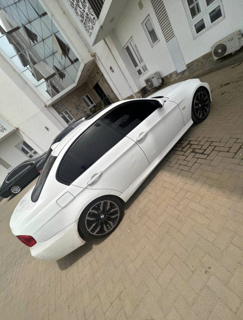 Wisdom_Wizzard's tweet photo. BMW E90 Series 2007 Buy and drive. Everything is in perfect confitik. Less than one year used. Price-3.3M Location-Enugu
Call/WhatsApp-08110462319
Follow us on IG/FB @much_more_autos
#JUNOAwards2023 #onlyconnect #TheLastOfUsHBO #VeryModernFamily https://t.co/rb8RAxL58F