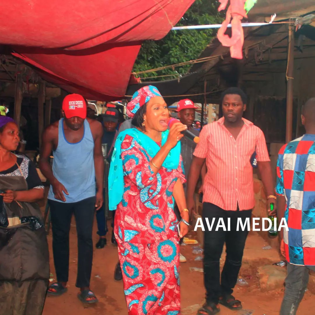 AbiaAvai's tweet photo. APC DOOR TO DOOR CAMPAIGN: THE RESCUE AND DEVELOP ABIA MESSAGE AT NKWOEGWU MARKET.
Hon. Princess Nina shares the Ikechi Emenike's #RADA MANIFESTO: Seed Venture Capital for SMEs, End to multiple Taxation, Calls for Block votes for Ikechi, Okwulehie...
#AVAIMEDIA
The APC door https://t.co/Ya1e6GN2wj
