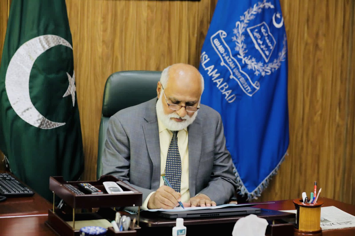DrNiazAhmadSI's tweet photo. Assumed the charge as Vice-Chancellor of Quaid-e-Azam University, Islamabad. https://t.co/HPNRq6zAOb