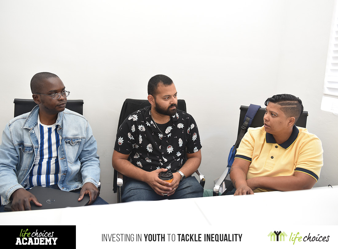 LifeChoicesZA's tweet image. Life Choices Academy lecturers consult on learner internships.
#LifeChoicesAcademy #CapeTown #CodingCourse #YouthEducation