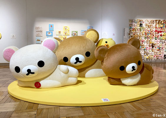 asianbeat_ch's tweet photo. “Tarepanda”“Rilakkuma”“Sumikkogurashi”等等，於San–x中誕生的總計超過1000個的角色將進行大集結!! “San-X 90th Grand Exhibition of Our Little Ones ～Their First Steps～”截止於3/26，於福岡市的福岡三越中火熱舉辦🎶角色的原畫等也會有展示哦👀詳情請諮詢福岡三越的HP👇
https://t.co/dbsXuK0ASn https://t.co/QhWgXgjEIY