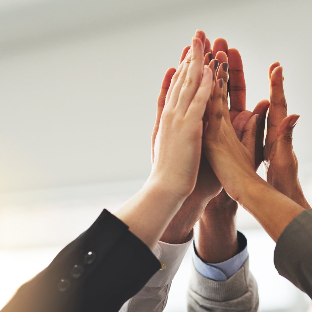 Sending a huge congratulations to all the nominees of the 2023 REB Awards! 🎉👏 We absolutely love seeing our clients succeed and reach their goals. Keep up the amazing work! 💪 

realestatebusiness.com.au/reb-awards/win…