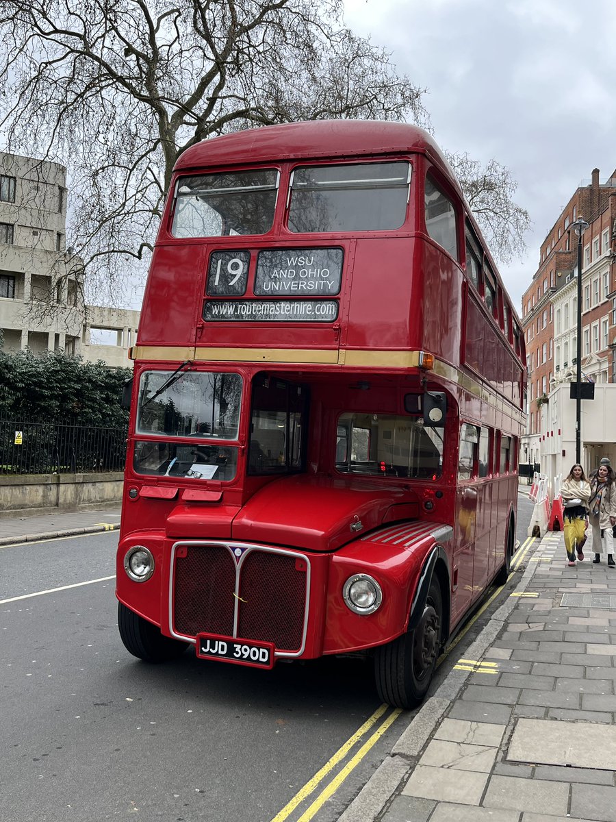 nicolerosa's tweet photo. WSU on the move in London https://t.co/JB06xmxyX9