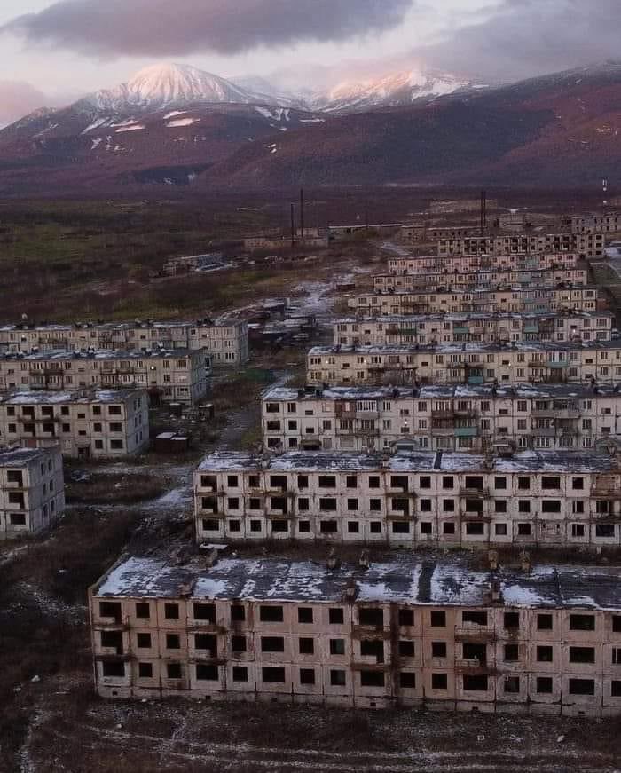 Николай Николаев on Twitter: "RT @natbes: Поселок Горный, остров Итуруп ...