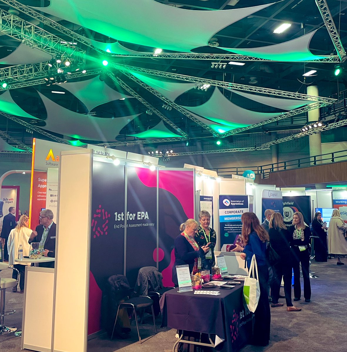 AnnualAppConf's tweet photo. Kicking off for Day Two of the 2023 @AnnualAppConf and it’s another buzzing day! #FEWeekAAC https://t.co/rdJ8Uuw2S6