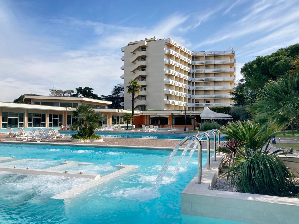 TermeApollo's tweet photo. Spring is coming @TermeApollo #springiscoming #termeeuganee https://t.co/iiZYX527id