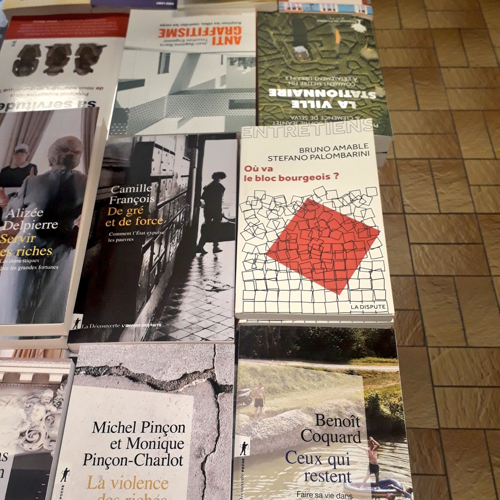 DisputeEditions's tweet photo. Les dernières parutions de la @DisputeEditions sont mises en avant chez @GibertOfficiel à Paris !

📚 Théorie queer et cultures populaires de T. De Lauretis

📚 Des salariés sans patrons ? d'@ALouvion

📚 Où va le bloc bourgeois ? de @bruno_amable et @StefPalomba https://t.co/BaGkSwpfq6