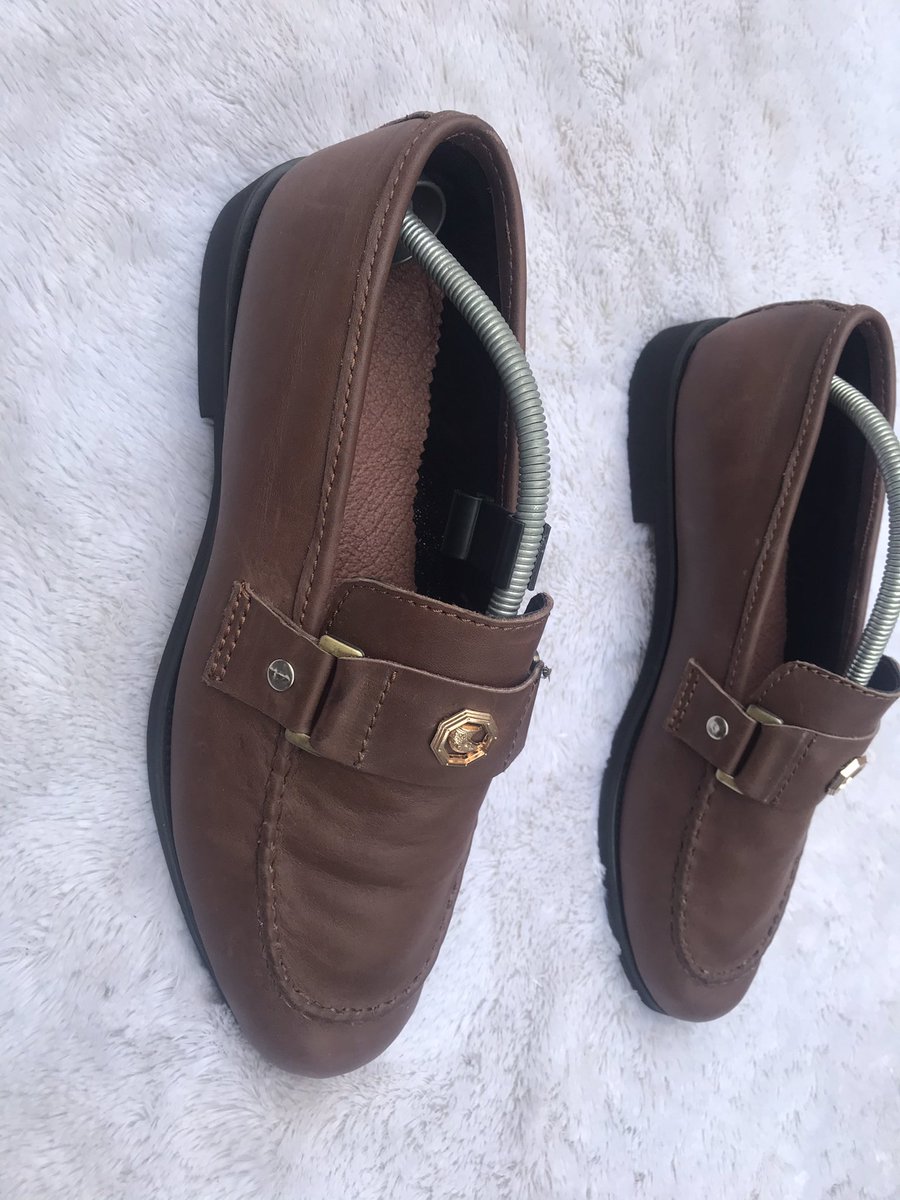 dipupofunmi's tweet photo. @teemourinho Goodmorning fam! I am a Shoemaker based here in Lagos. We make all kinds of unisex shoes, at prices affordable to meet people’s budget and desire. We deliver Nationwide as well. https://t.co/l8ezhy8wDd