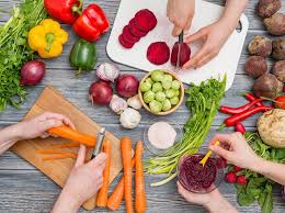 ToolofJC's tweet photo. As a carnivore, it's important to have vegetarian friends!

Once a max tax is set on meat, you can buy rabbit food, and the vegetarians meat!

And then we'll trade, they'll trade rabbit food for meat.

Vegetarians you can sign up! https://t.co/fQ9npZt446