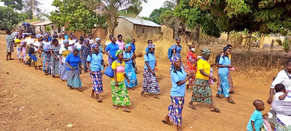 PlanIntTogo's tweet image. Le mois de Mars est bien rempli à @planIntTogo. Les avantages et inconvénients des TIC ont été abordés avec prudence par le SG de Doufelgou, et les sages-femmes de la DPS ont parlé des risques d'avortements liés aux fausses informations sur les réseaux sociaux. 
#IWD23 #TgTwittos