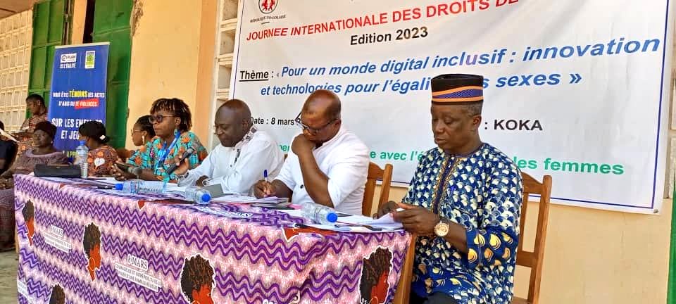 PlanIntTogo's tweet image. Le mois de Mars est bien rempli à @planIntTogo. Les avantages et inconvénients des TIC ont été abordés avec prudence par le SG de Doufelgou, et les sages-femmes de la DPS ont parlé des risques d'avortements liés aux fausses informations sur les réseaux sociaux. 
#IWD23 #TgTwittos