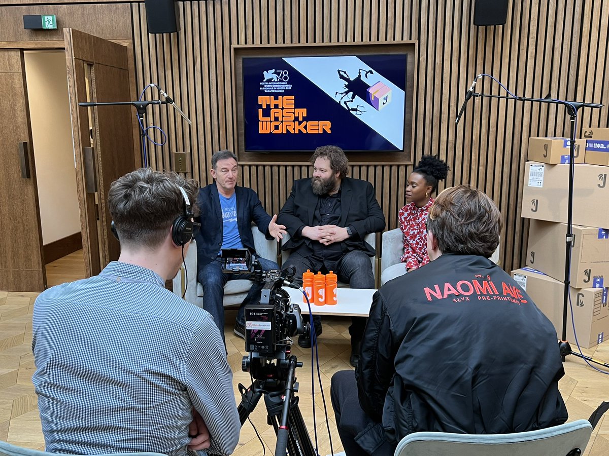 anthaigh's tweet photo. Yesterday I spent the day @BAFTA how awesome? And with these guys! Jason Isaacs, Ólafur Darri Ólafsson, Clare-Hope Ashitey, they are so nice! Meeting lots of press whist I show off @thelastworker on #PSVR2 #OculusPro and #NintendoSwich, working @WiredP we put on great events! https://t.co/MoNeDHBbRA