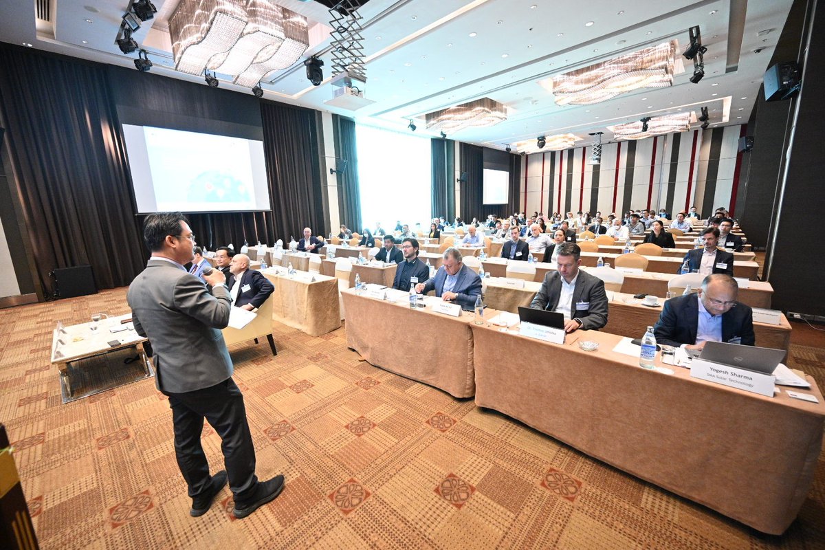 GermanThaiChamb's tweet photo. Cutting-edge solutions for solar PV & grid integration necessary for 🇹🇭's carbon neutrality goal & new PDP, and pilot projects in 🇩🇪 &🇹🇭 were discussed by speakers from @GERinThailand, #EGAT, #EPPO, panelists from #ERC, #MEA, #PEA, #TPVA & 🇩🇪 companies. @eclareon_Berlin @BMWK https://t.co/t82tkkfntC