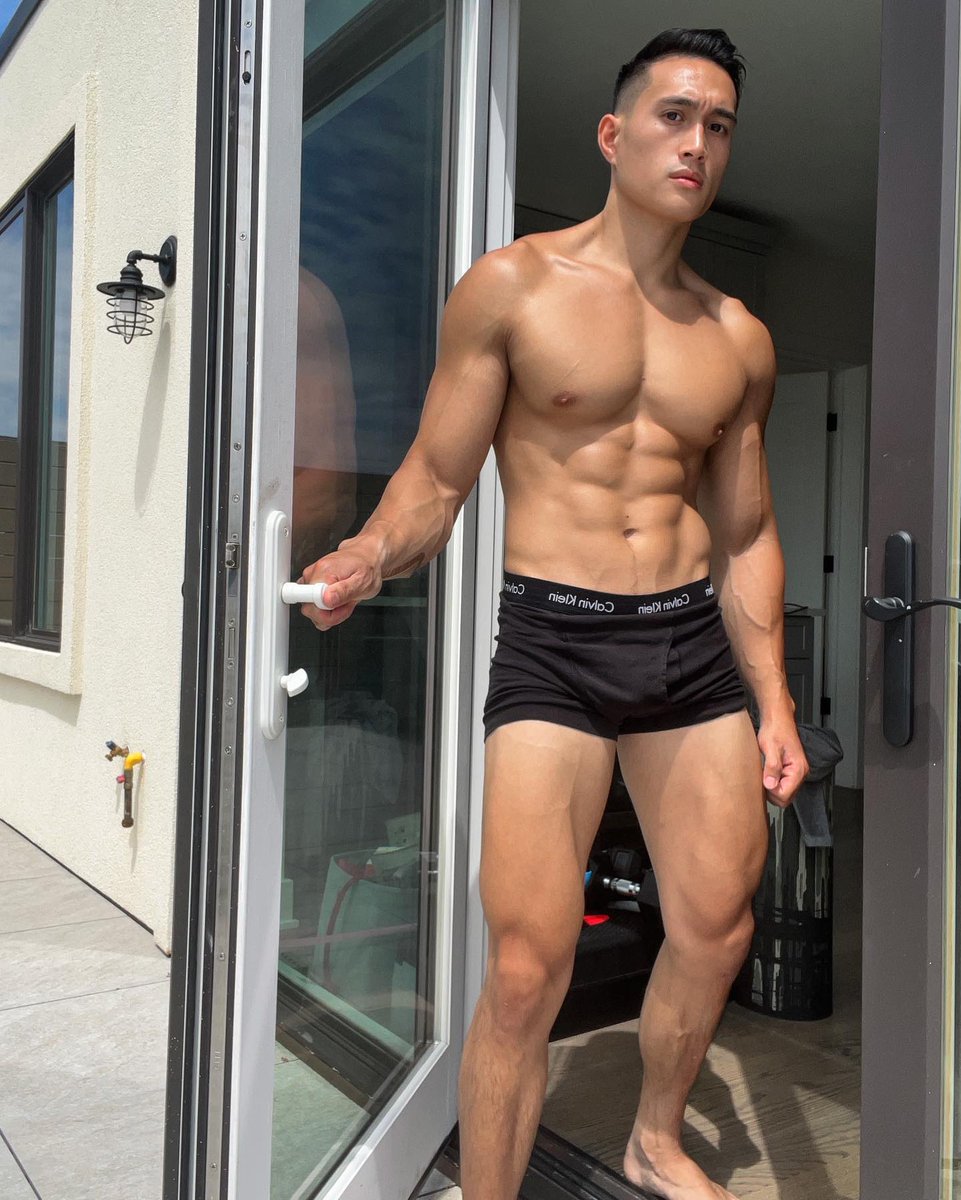 gaybitchyqueen's tweet photo. https://t.co/UNBZ3DSPSp