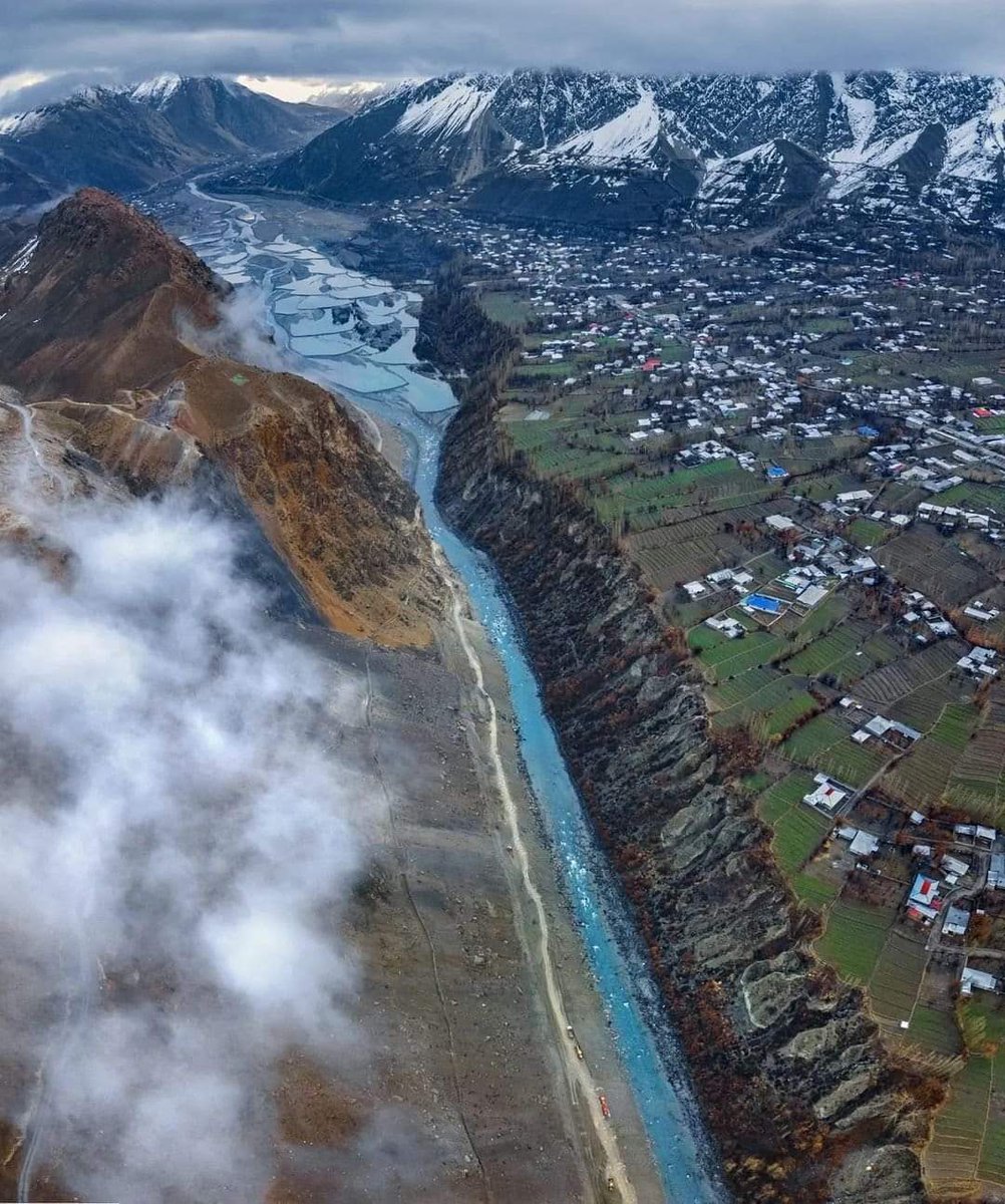 FEWDKPGovt's tweet photo. #Booni Upper Chitral
#KPForest
#KPWildlife
#KPClimateChange
#KhyberPakhtunkhwa
#Pakistan
#chitralvalley
#chitralupper
#upperchitral
#mesmerizingkhybetpakhtunkhwa https://t.co/j8Nbq75VP0