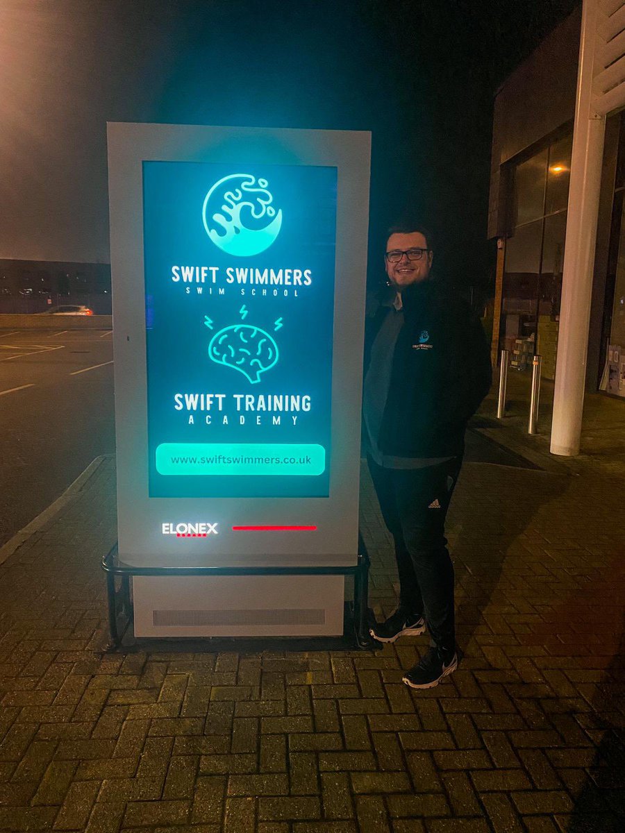 lukedavisld's tweet photo. Yesterday we went live with our campaign at Luton Retail Park 🙌 A huge thank you for Josie @ElonexOutdoor for being so helpful in getting this off the ground 🥳 Felt a little surreal seeing this 😂 #luton #businesslife #Advertising https://t.co/89lJjURcTC