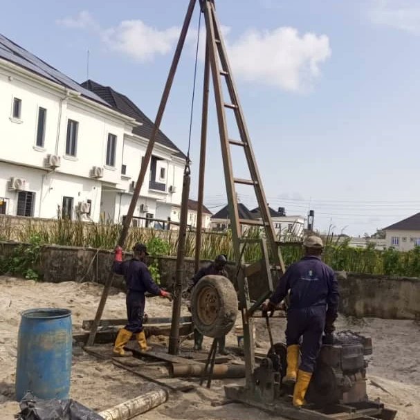 Jonjoe_Geotech's tweet image. On going fieldwork at Thomas Estate Ajah.

#geotechnicalengineering 
#geotechnicalconsulting 
#customerservice 
#JonjoeGeotech 
#jonjoegeotechnical
