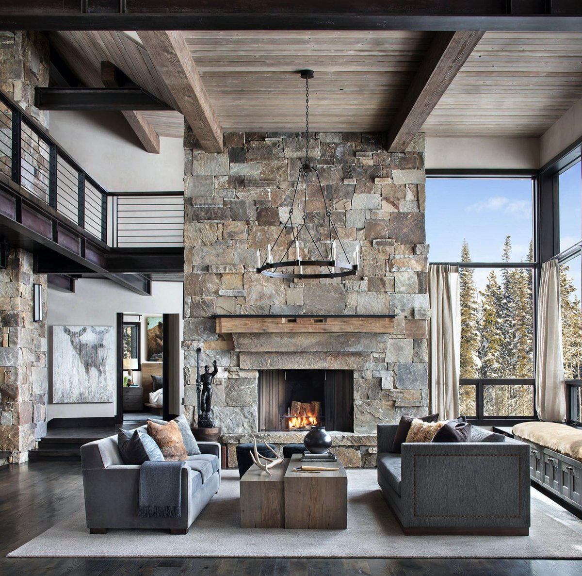 Idyllic mountainside home captures breathtaking views of Big Sky Country
onekindesign.com/2020/12/20/idy…