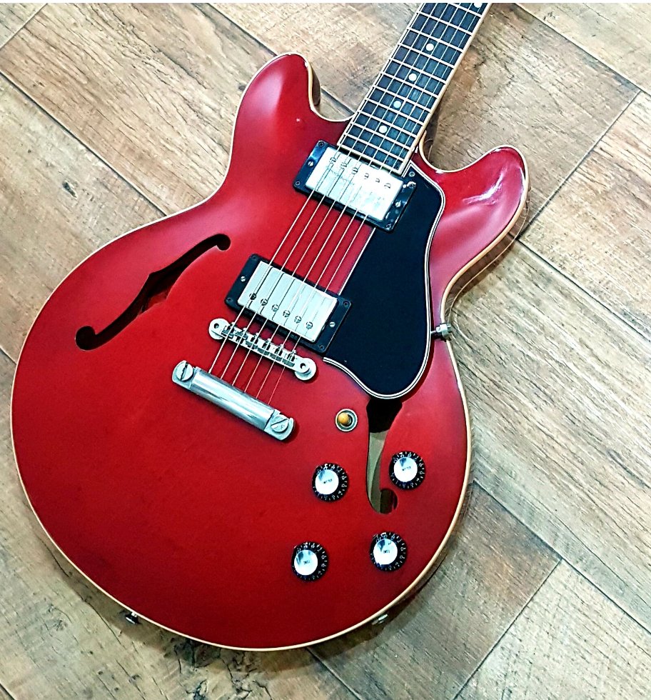 Hot Take:

The ES-339 doesn't get enough love.

<a href="/gibsonguitar/">Gibson</a> - if you send me one, I'll promote the hell out of it to my 17 or so followers.