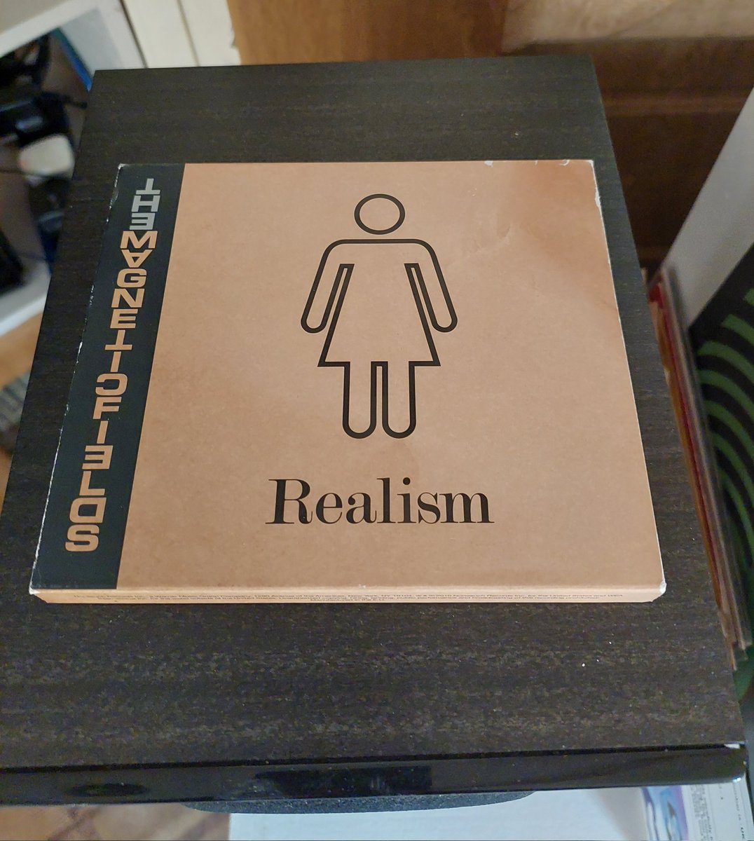 Superdrogidge's tweet image. #NowPlaying #CDCollection
#WorkCommute
#StephenMerritt
The Magnetic Fields for this mornings trip ..