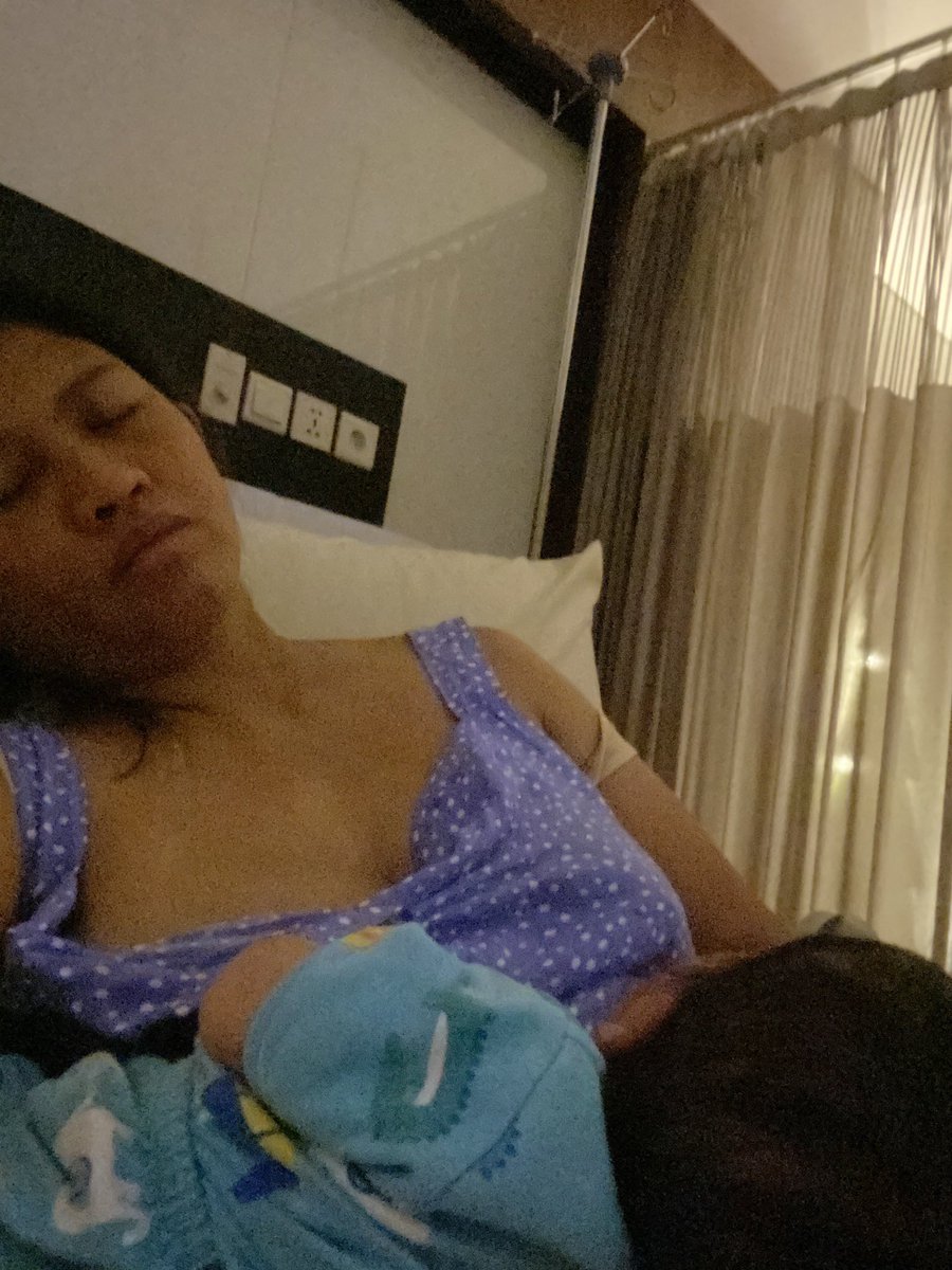 rahneputri's tweet photo. Menjadi Ibu tuh, 
Aduh, aduhai nano nano rasanya ya
Kadang pengen balik jadi single aja. Bebas merdeka.

Tapi, lebih sering lagi untuk kembali memutar waktu dari awal kehamilan.
Untuk mengulang lagi momen dan perasaan yang sama dan indah untuk kedua kalinya 🥺 https://t.co/OAUNS0MPfL