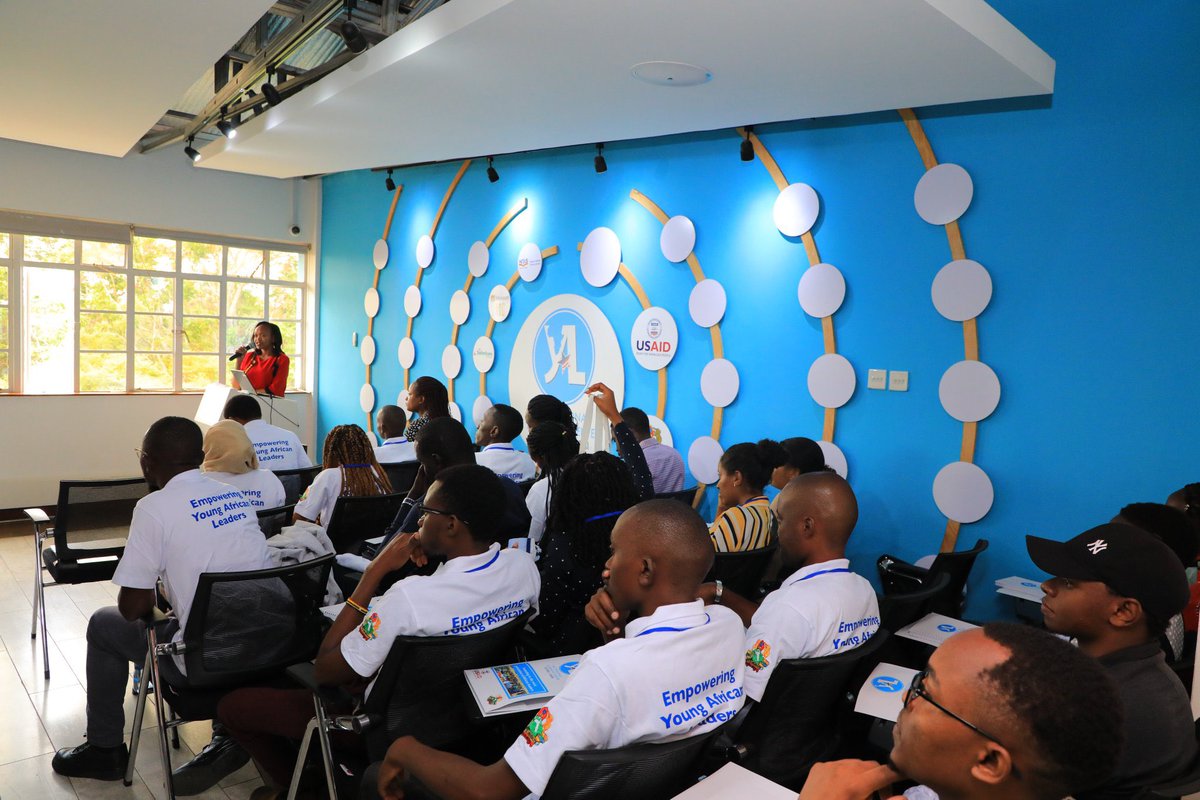 RosyIgirimpuhwe's tweet photo. Pleased to be apart  of @YALIRLCEA #cohort48 
Glad to learn life-changing experiences that empower young African Leaders with the skills ,networks and resources required to drive positive impact in their communities &amp; beyond .
@YALIRLCAlumniRW @CorpsAfricaRda 

#CommunityImpact https://t.co/O5FLZJ8FSX