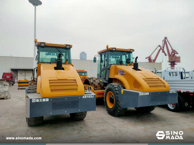 Sinomadacn's tweet photo. 2 Units #XCMG XS163J Road Roller Exported to Tanzania🚢👉For More>> https://t.co/13yaZwrWAk #SinomadaCases #RoadRoller #XCMGRoller #RoadCompactor #XS163J https://t.co/LThZkte4so