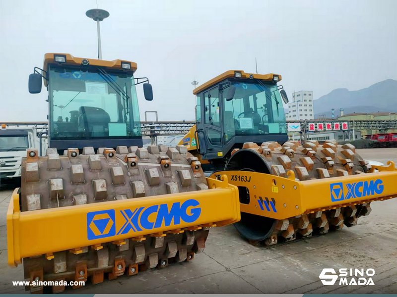 Sinomadacn's tweet photo. 2 Units #XCMG XS163J Road Roller Exported to Tanzania🚢👉For More>> https://t.co/13yaZwrWAk #SinomadaCases #RoadRoller #XCMGRoller #RoadCompactor #XS163J https://t.co/LThZkte4so