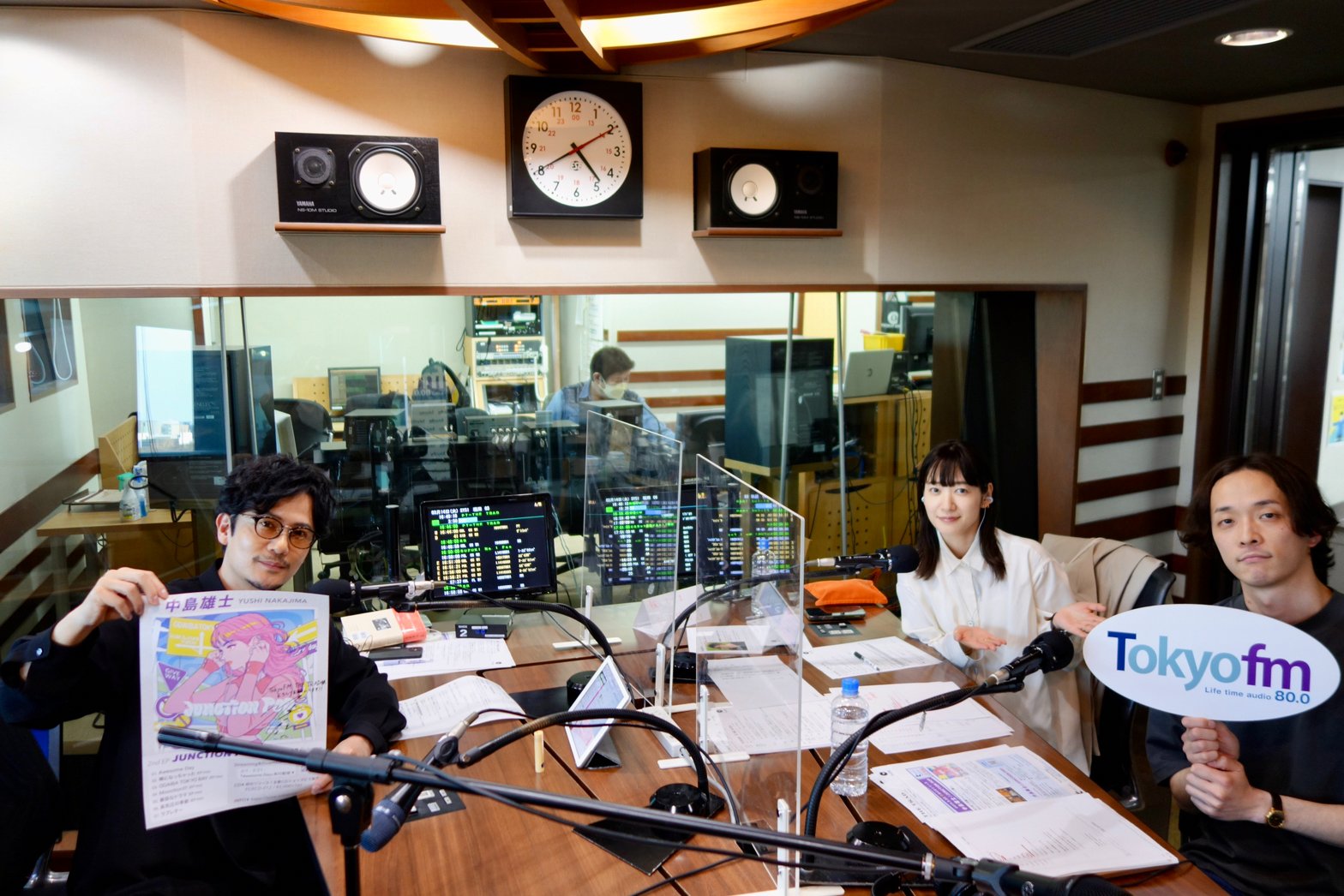 FrKia6daEAECvdY?format=jpg&name=orig