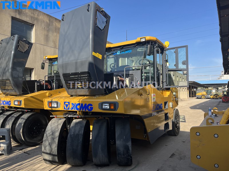 AutoTruckman's tweet photo. ★ Pneumatic Tire Roller ★

2 units XCMG 26 tons XP263 pneumatic tire roller delivery to South Sudan, enough stock, quickly shipment !

https://t.co/FBmoq98XGB

☎ +86 156 6573 6726
📧 eric@truckmanauto.com
🌐 https://t.co/PZ9oHEKb6o
🌐 https://t.co/yO52xEmqkL

#XP263 #XCMG https://t.co/fLB8YRevGP