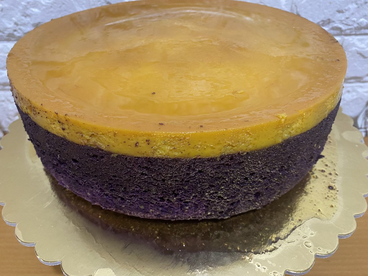 helloitsk8y's tweet photo. CUSTARD CAKE | #ube #mocha https://t.co/Y25LVDaGl8 via @YouTube https://t.co/78U784khOE