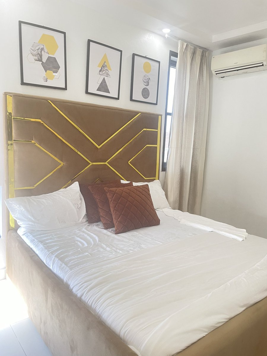 dreamwithadaku's tweet photo. Newly launched 2 bedroom #luxuryapartment now available for booking .
📍Ikate, Lekki.
For booking and reservations call: 09080888893 or click on link in bio.

CBN N500 #bachelor #onlyconnect #Oscars #shortlet #airbnb https://t.co/Tex9hmv2RO