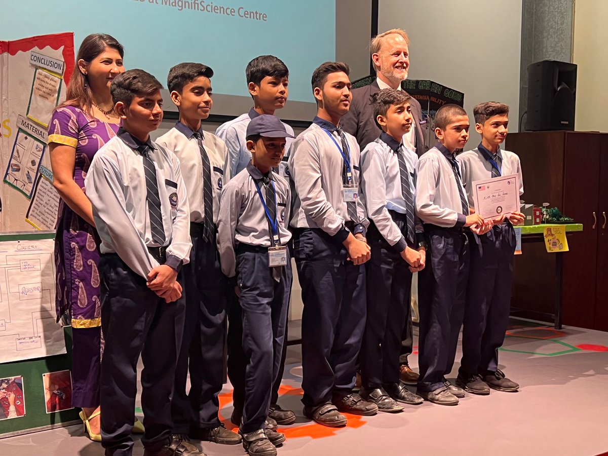 DawoodTdf's tweet image. In continuation with the STEM competition initiated at TDF’s MagnifiScience Centre in collaboration with @usconsulatekhi to promote STEM education in Karachi, the winners of the competition displayed their exhibitions at the science centre. 
#MagnifiScience #US #Consulate